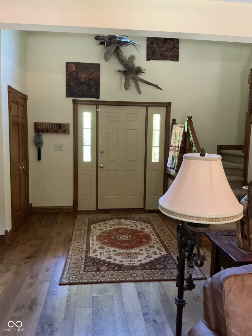 Listing Image 8