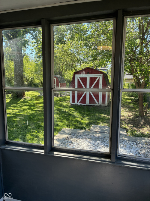 Listing Image 18