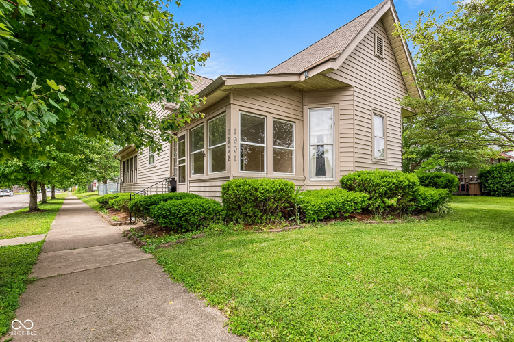 Listing Image 20
