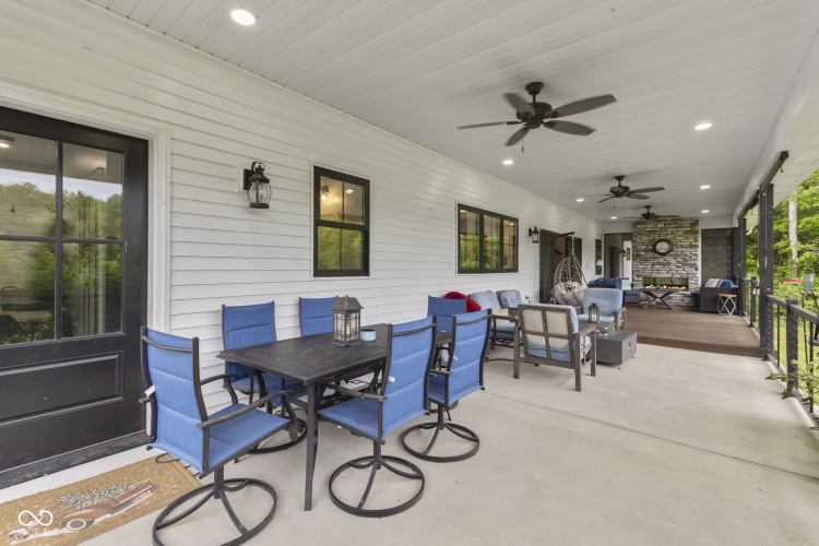 Listing Image 14