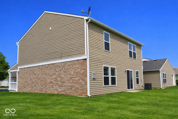 Listing Image 33