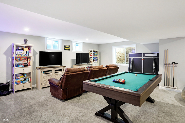 Listing Image 80