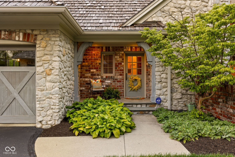 Listing Image 84