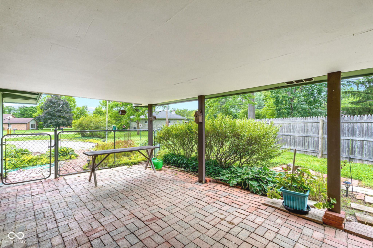 Listing Image 32