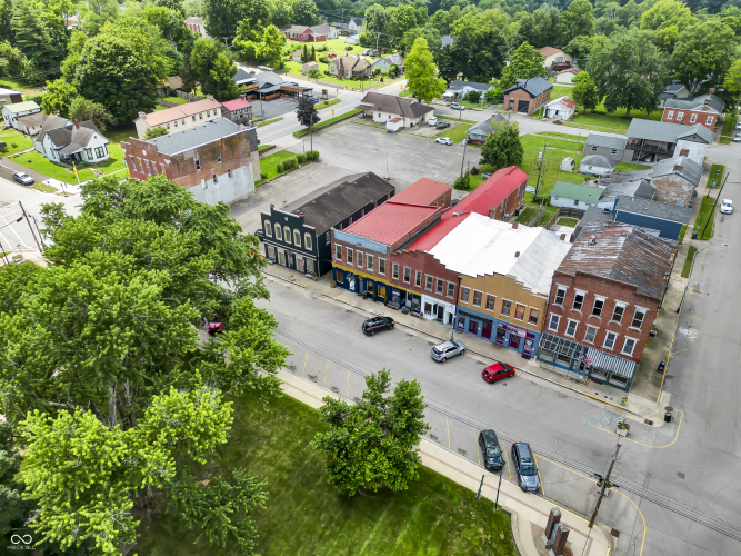 Listing Image 3