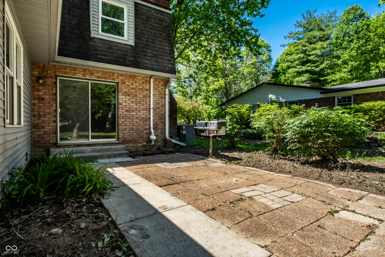 Listing Image 42