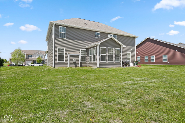 Listing Image 46