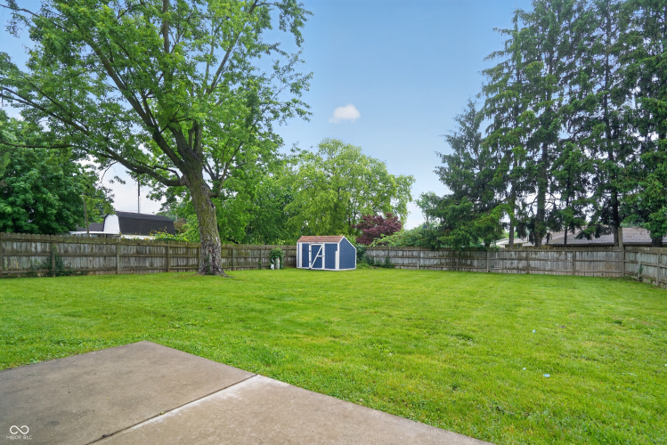 Listing Image 3