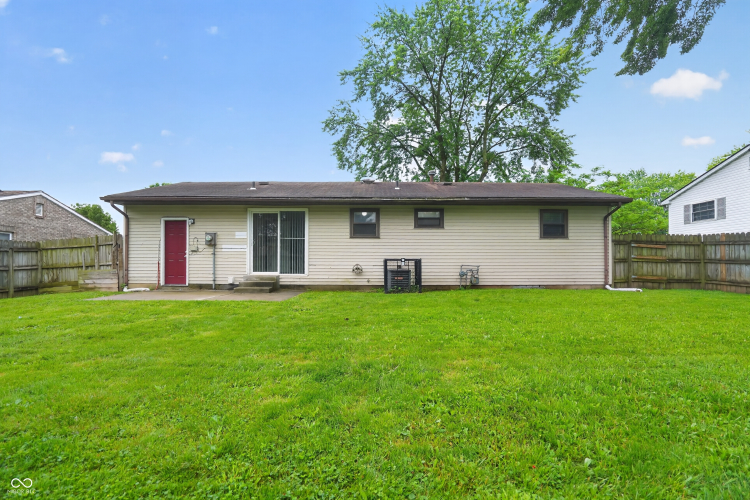 Listing Image 6