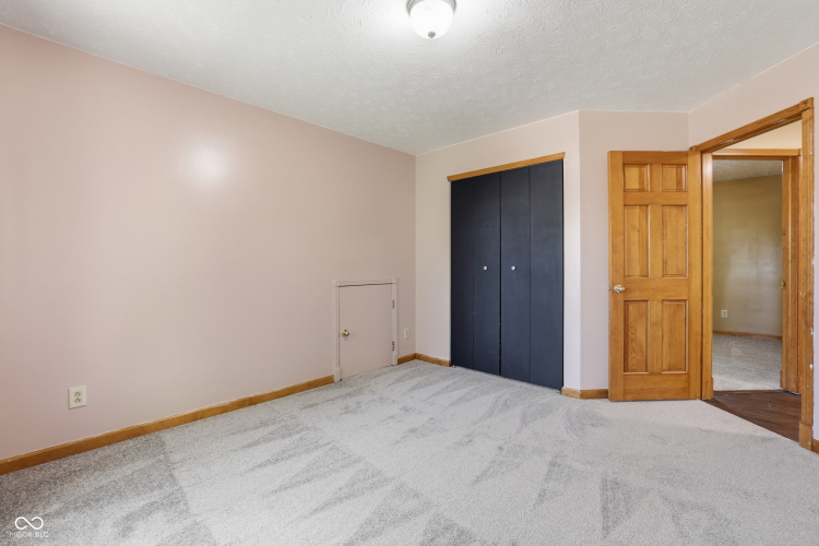 Listing Image 24