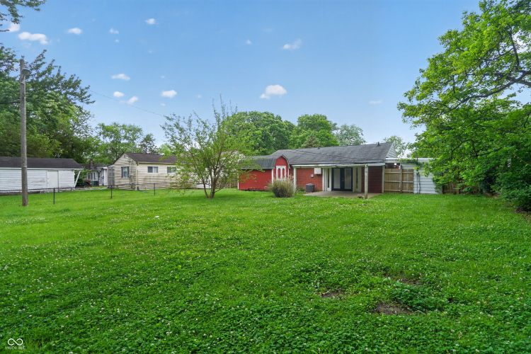 Listing Image 8