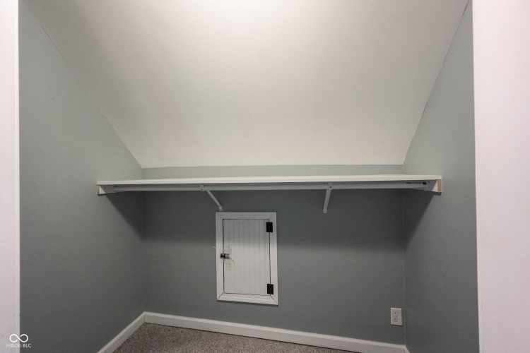 Listing Image 52