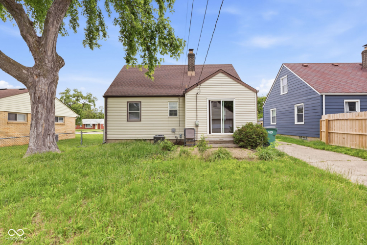 Listing Image 27
