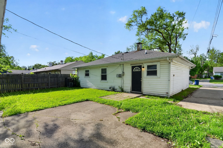 Listing Image 2