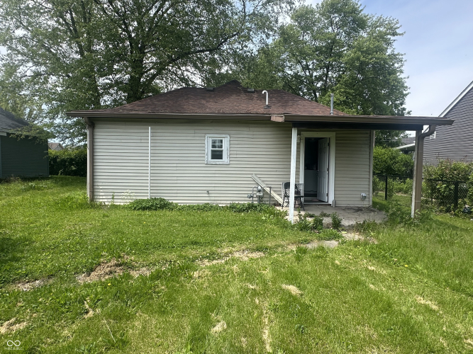 Listing Image 16