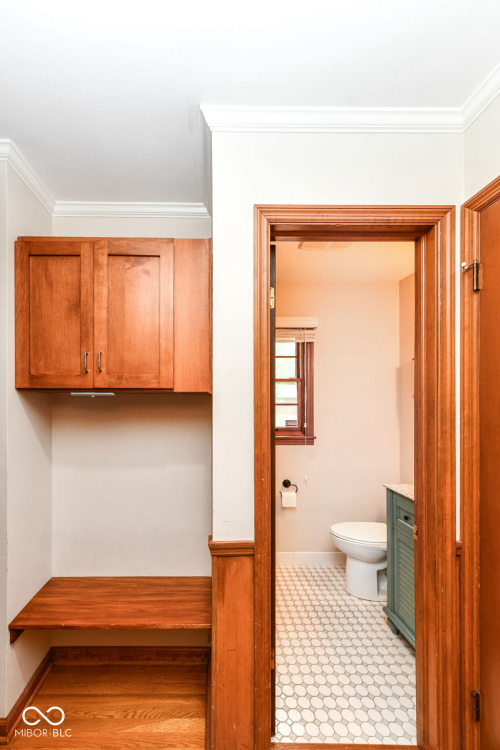Listing Image 17