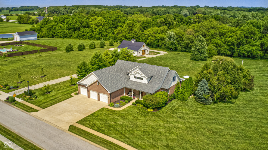 Listing Image 102