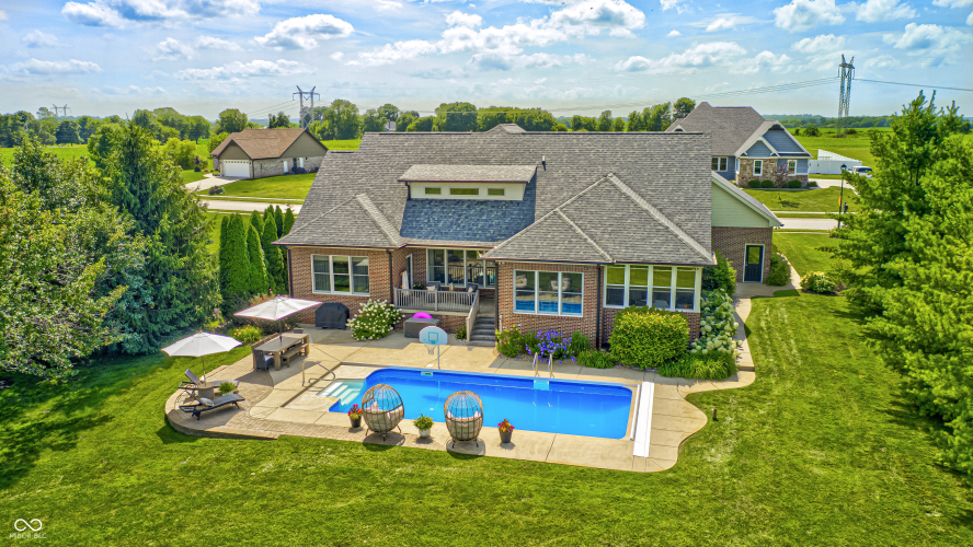 Listing Image 103