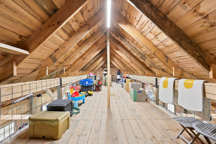 Listing Image 91