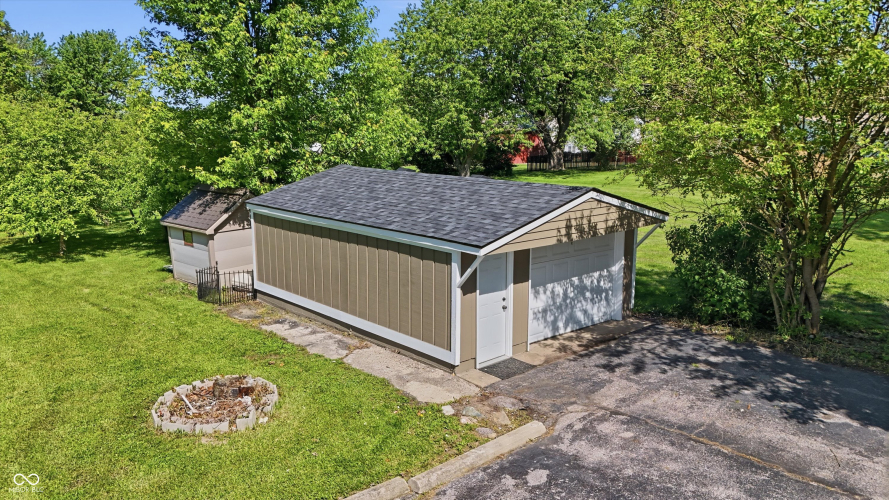 Listing Image 104