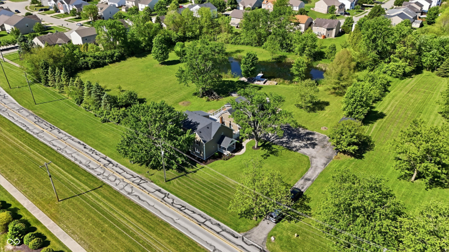 Listing Image 105