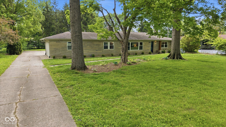 Listing Image 24