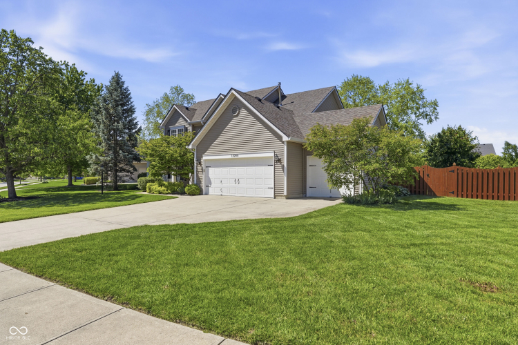 Listing Image 43
