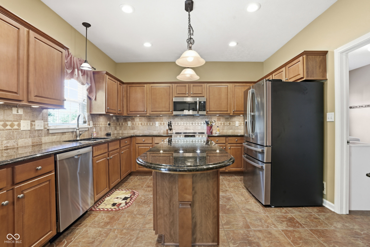 Listing Image 9
