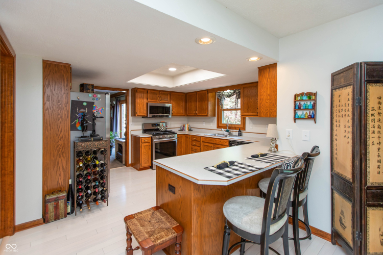 Listing Image 15