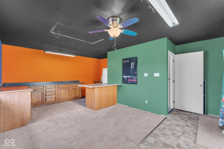 Listing Image 41