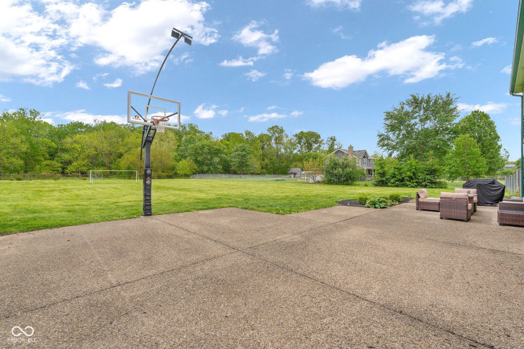 Listing Image 55