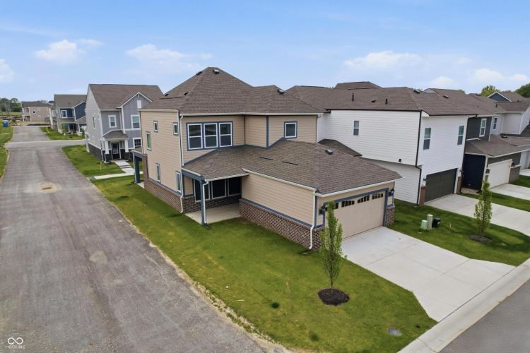 Listing Image 56
