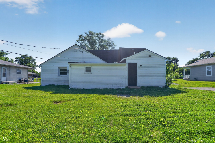 Listing Image 9