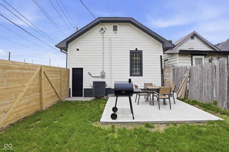 Listing Image 24
