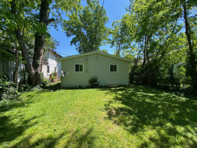 Listing Image 16
