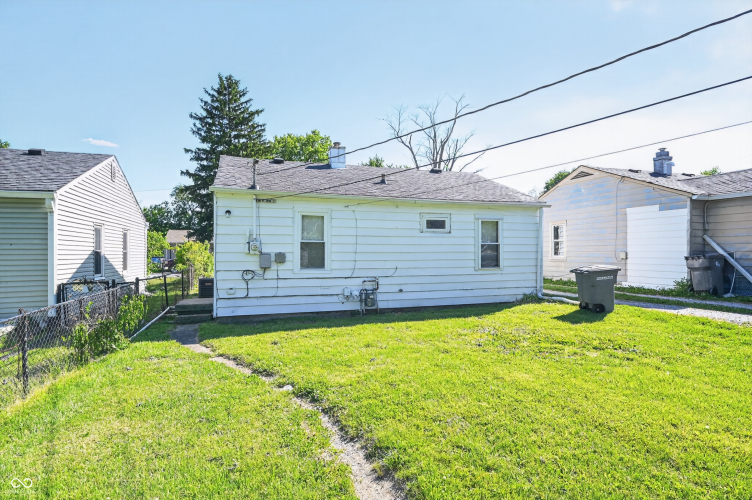 Listing Image 12