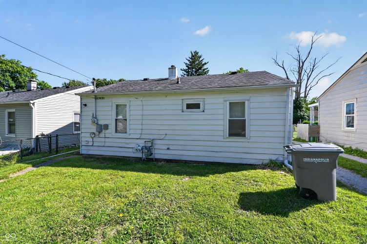 Listing Image 6