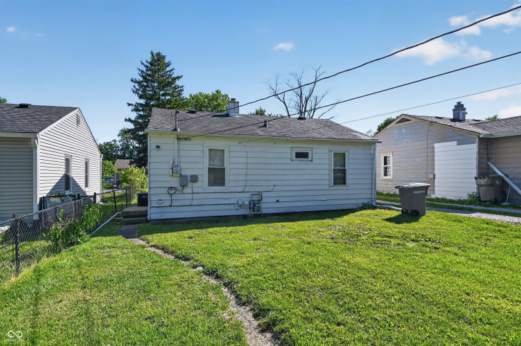 Listing Image 7