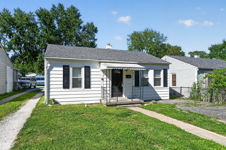 Listing Image 10