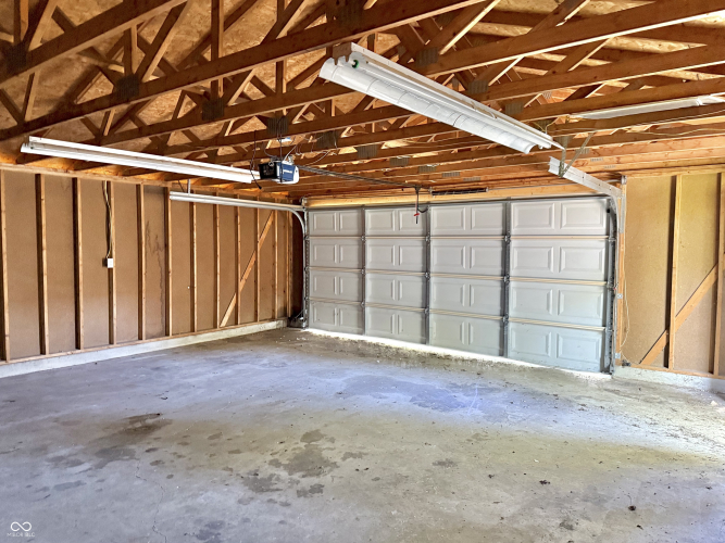 Listing Image 42