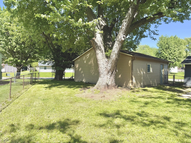 Listing Image 47