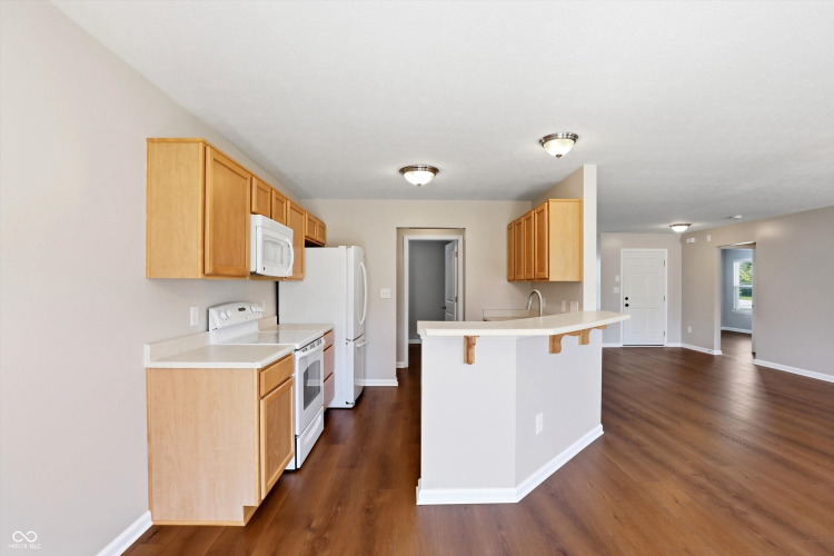 Listing Image 13