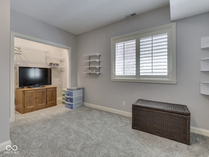 Listing Image 59