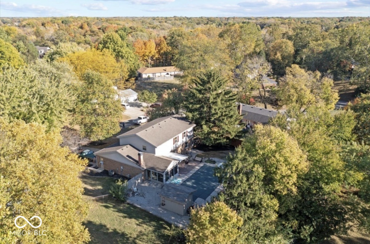 Listing Image 16
