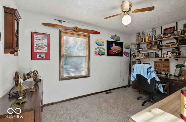 Listing Image 30
