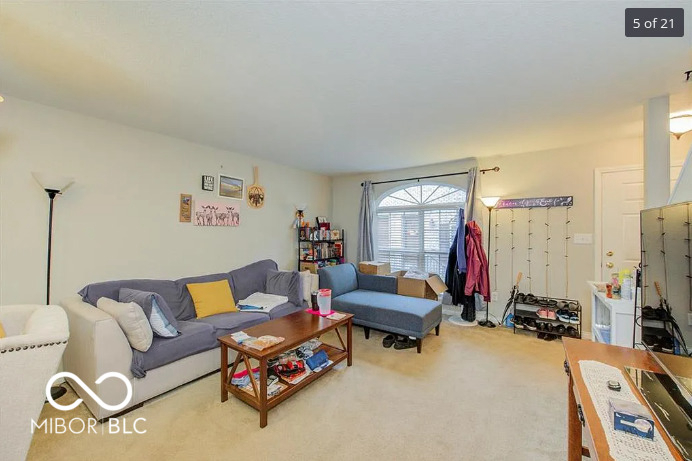 Listing Image 5