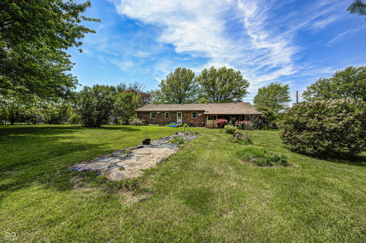 Listing Image 28