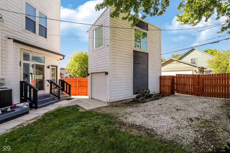 Listing Image 71