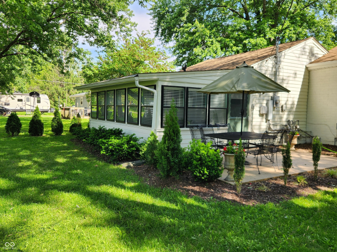 Listing Image 13