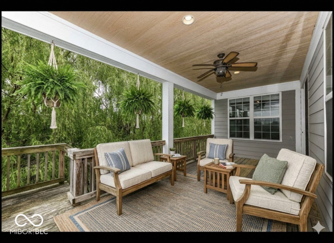 Listing Image 10